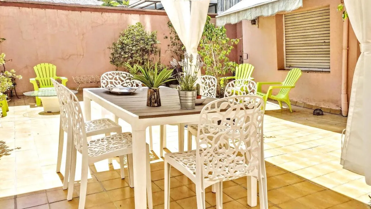 Bizflats Garden House Apartment Barcelona Spain