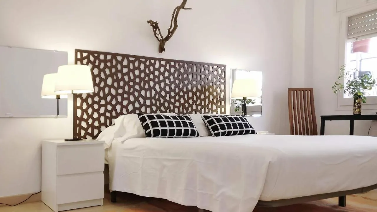 Bizflats Garden House Apartment Barcelona 0*,  Spain