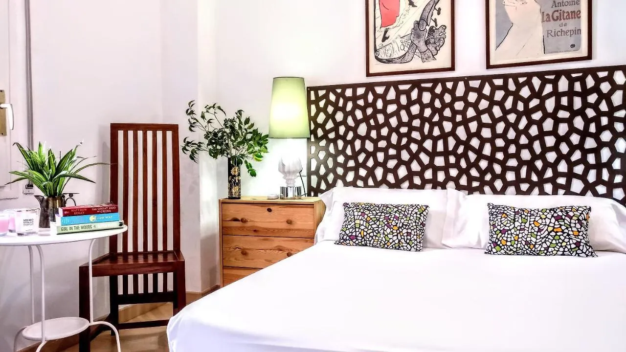 Bizflats Garden House Apartment Barcelona 0*,