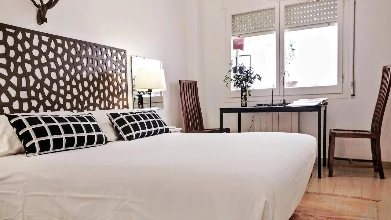 Bizflats Garden House Apartment Barcelona Spain
