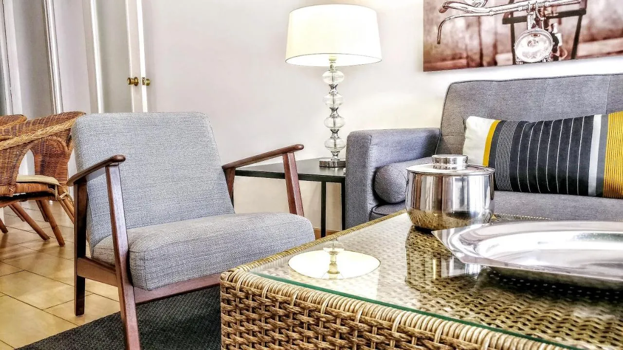 Bizflats Garden House Apartment Barcelona 0*,  Spain