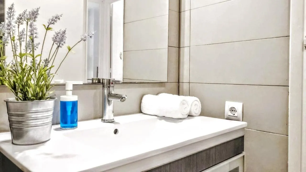 Bizflats Garden House Apartment Barcelona